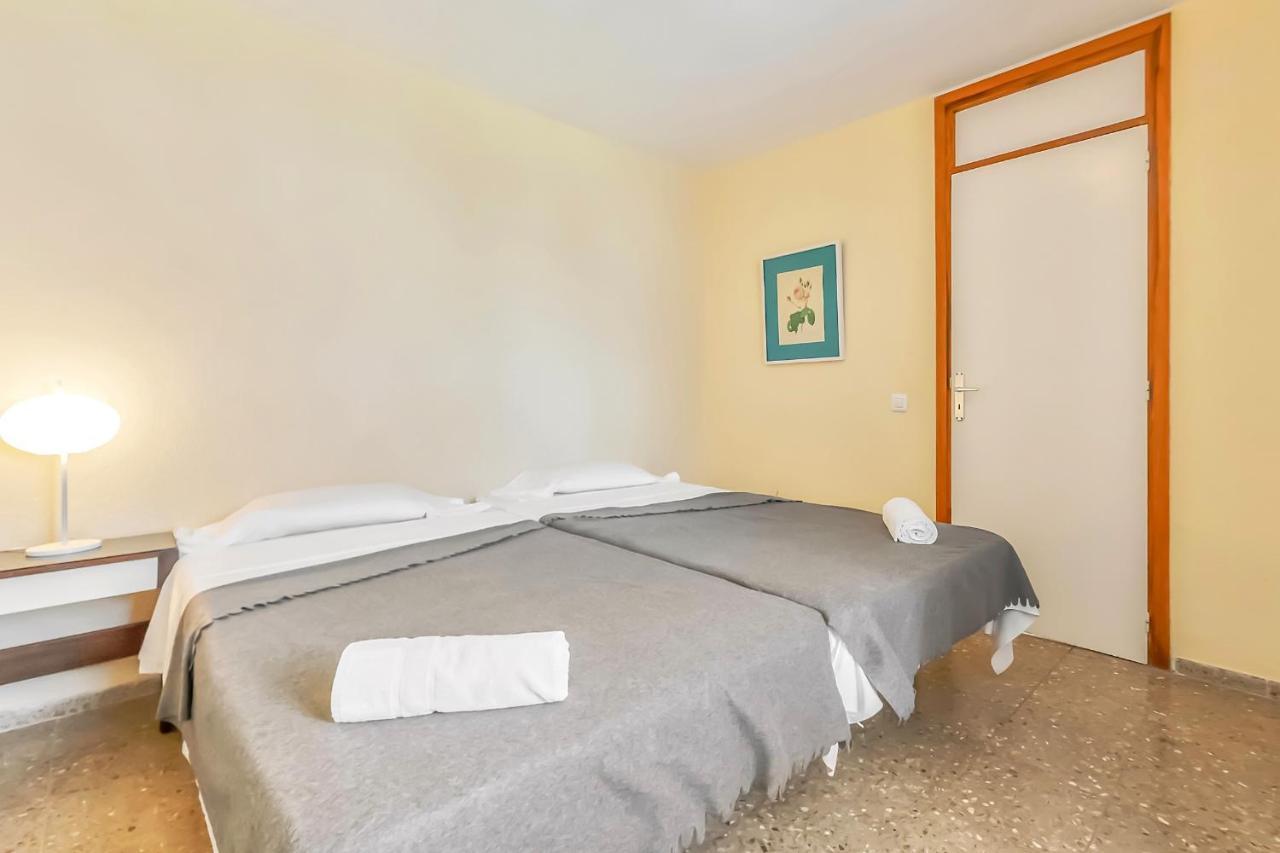Apartment Near Playa De Las Americas With Wifi And Pool, Tenerife Sur Luaran gambar