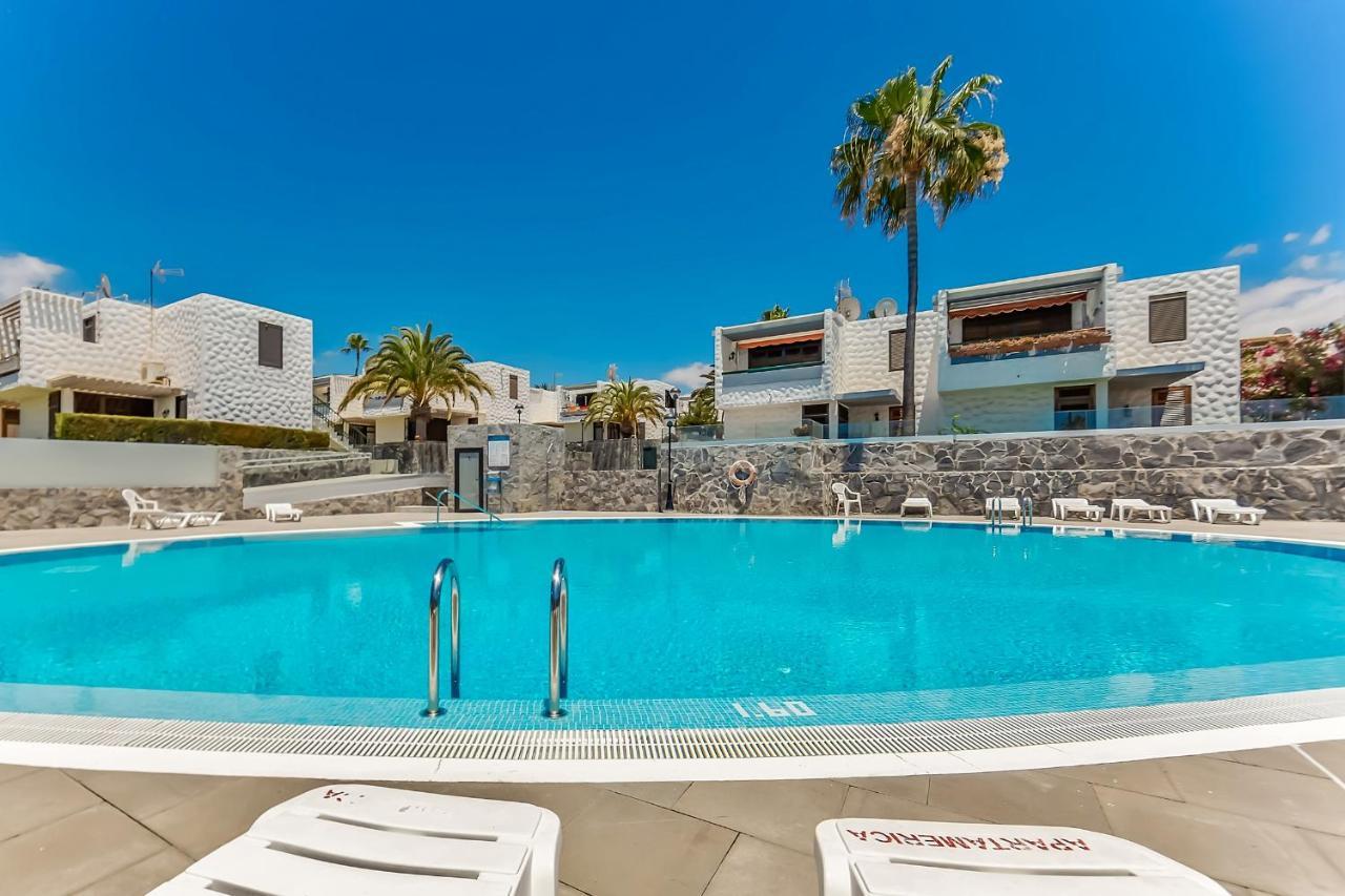 Apartment Near Playa De Las Americas With Wifi And Pool, Tenerife Sur Luaran gambar